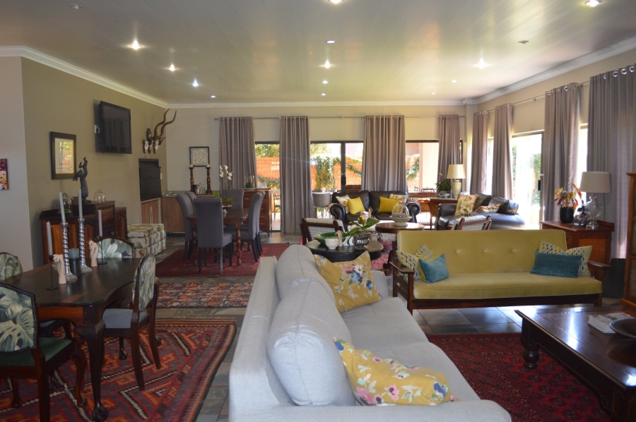 4 Bedroom Property for Sale in Wilkoppies North West